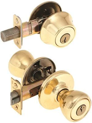 Track lighting for highlighting bookcasesKwikset Smartkey Tylo Entry/Deadbolt Set 690T 3 Polished Brass Finish Track lighting for highlighting bookcasesKwikset Smartkey Tylo Entry/Deadbolt Set 690T 3 Polished Brass Finish
