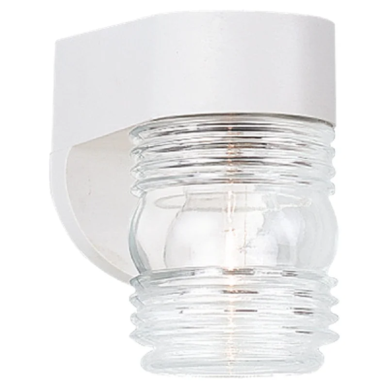 Track lighting for creating a focal pointSignature 8750 Outdoor Wall Sconce