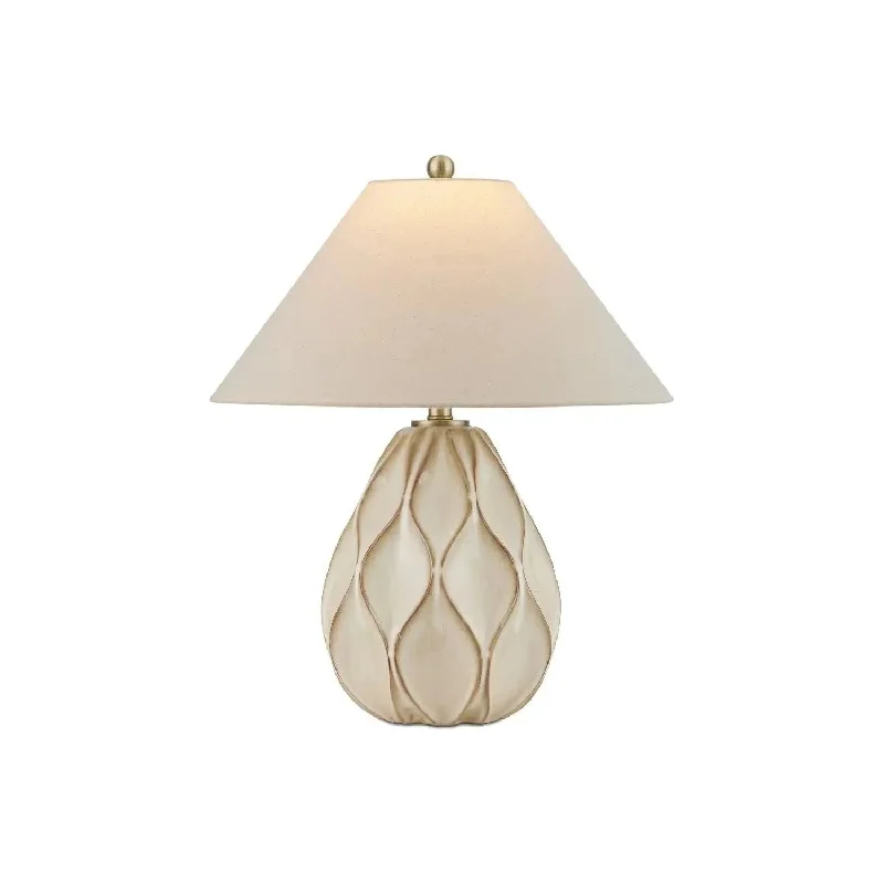 Track lighting for museums and galleriesEdgemoor Table Lamp