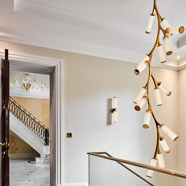 Victorian - Inspired Chandeliers with Ornate DetailsVictorian - Inspired Chandeliers with Ornate DetailsHaara Metsa 16