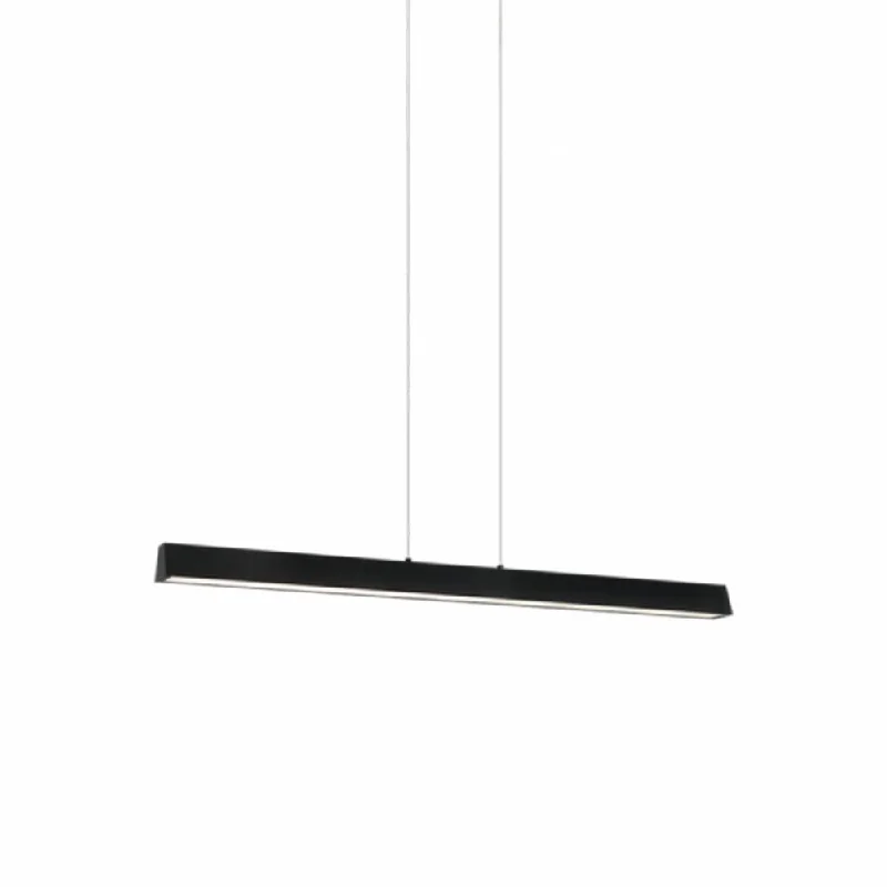 Chandeliers with Multiple Lights for Maximum IlluminationChandeliers with Multiple Lights for Maximum IlluminationIsosceles Chandelier