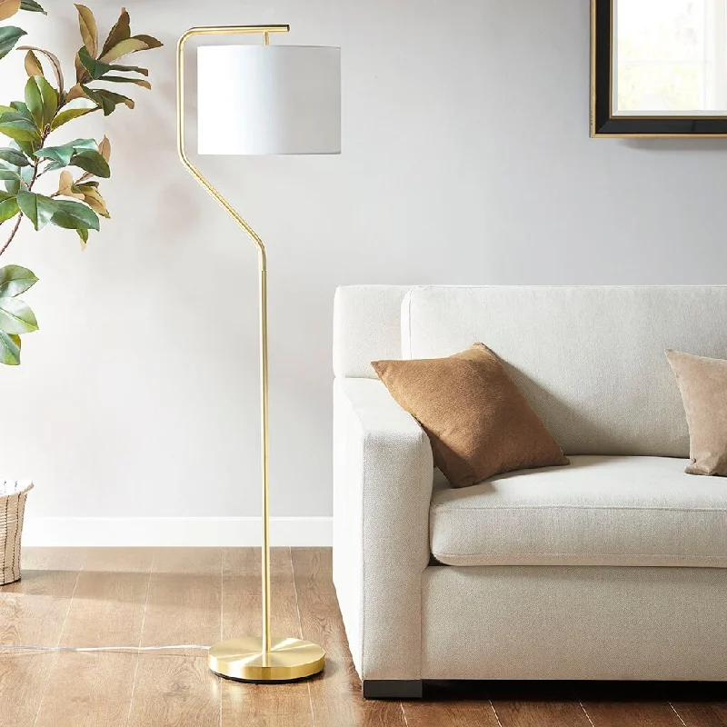 USB Charging Port Floor Lamp for Convenient Device ChargingUSB Charging Port Floor Lamp for Convenient Device ChargingArched Metal Floor Lamp,Easy installation