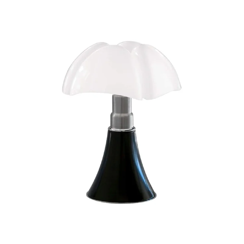 fabric table lamps with a linen shade for a relaxed and breathable lookfabric table lamps with a linen shade for a relaxed and breathable lookMartinelli Luce Minipipistrello Table Lamp